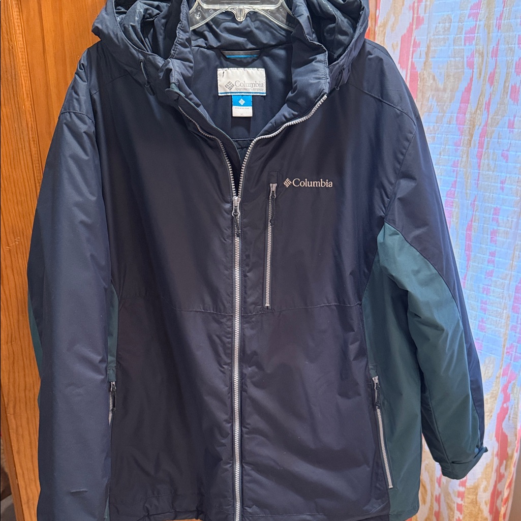 Columbia Dark Blue And Forest Green Hooded Ski Snowboard Jacket